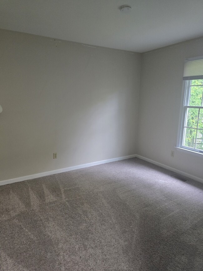 Photo - 26 Zanella Dr