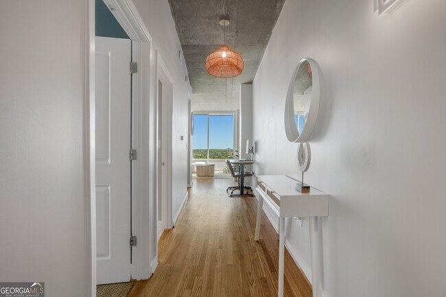 Photo - 923 Peachtree St NE Unit 1433