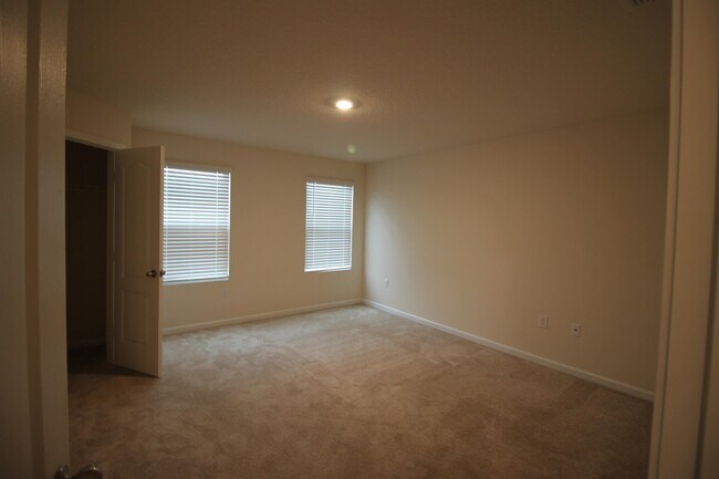 Photo - 7695 Legacy Trl