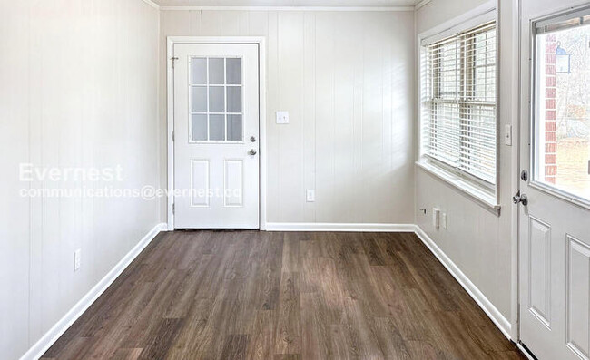 Photo - 6100 Pisgah Dr NW