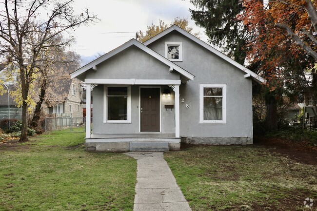 Building Photo - 728 E Ermina Ave Rental