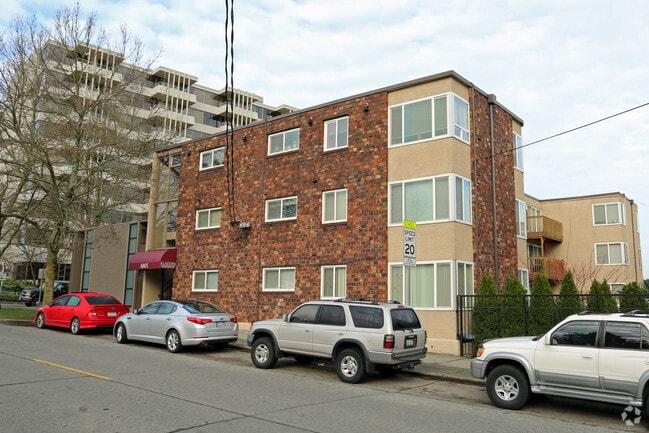 Photo - Aladdin Apartments on Greenlake