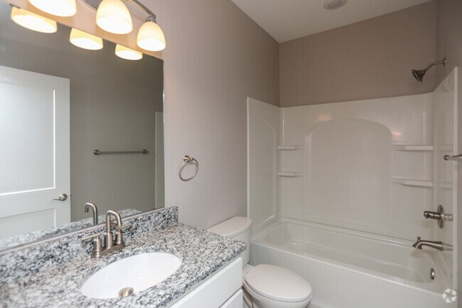 Studio, 1BA - 460 SF
