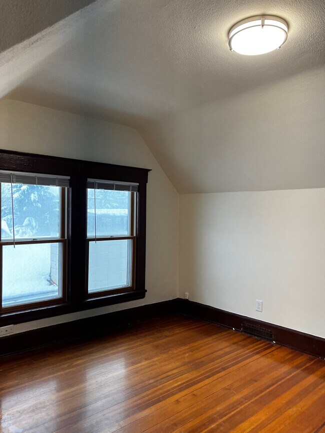 Photo - 329 N Sherman Ave Unit 3