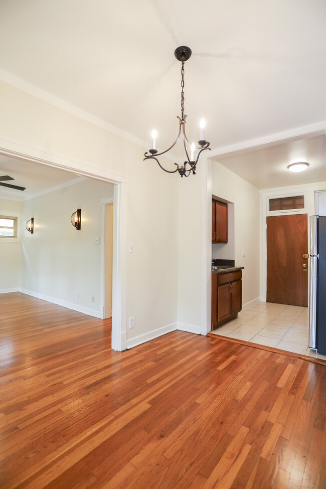 Photo - 5546 N Magnolia Ave Apartment Unit #1E
