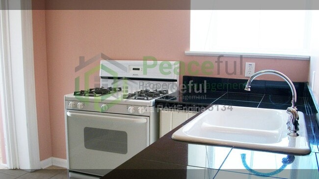 Photo - 215 D St E Unidad 3