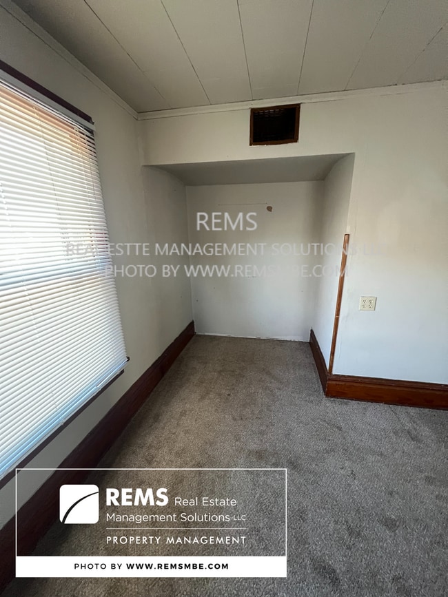 Photo - 431-437 Clark St. Unit 431 - Upper