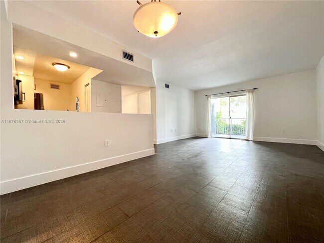 Photo - 8540 SW 212th St Unit 103