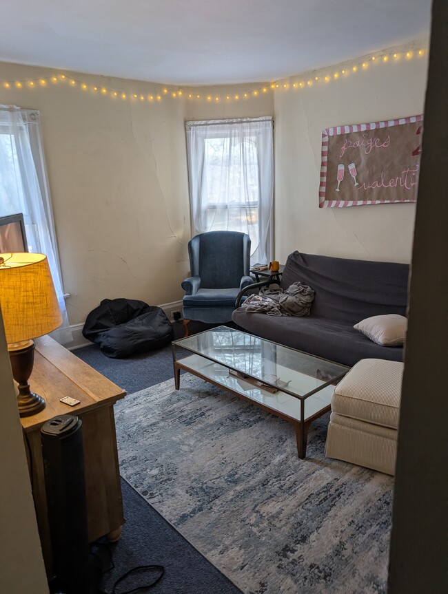 Photo - 1927 E Newberry Blvd Unit 1927