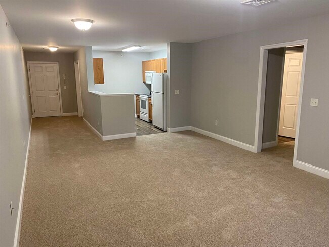 Photo - 122 Coliseum Ave Unit 407