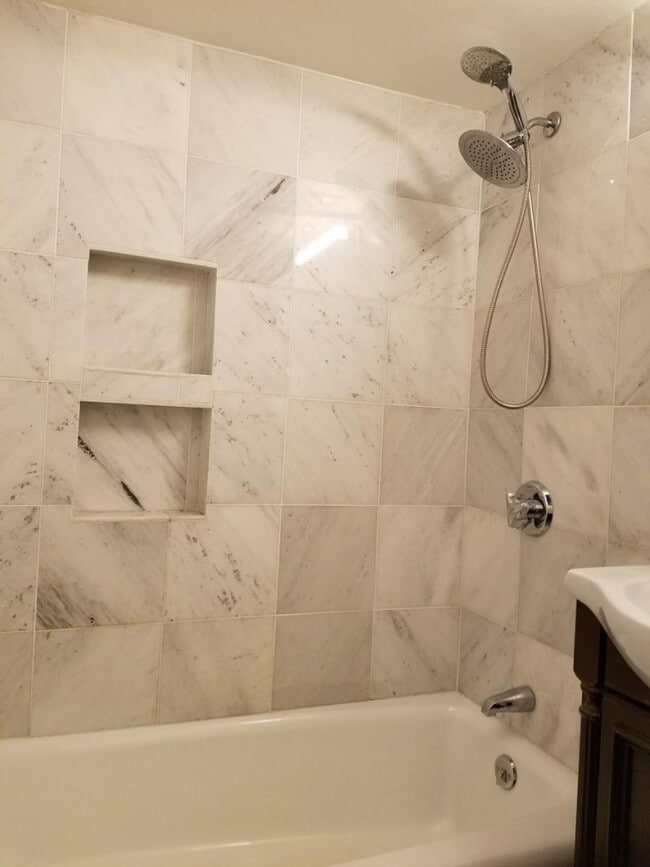 Photo - 524 Putnam Ave Unit 15