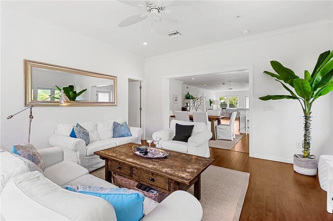 Photo - 2360 NE 15th Terrace