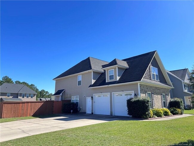 Photo - 3915 Stretton Avenue