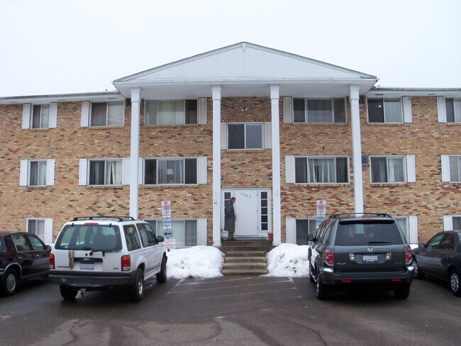 Photo - 5745 Glenwood Ave Unidad 12