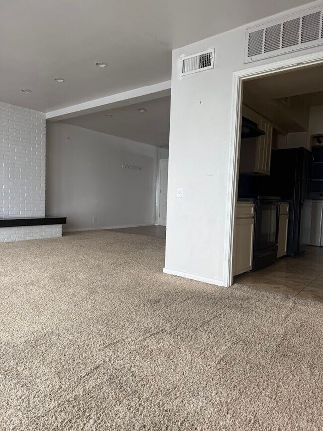 Photo - San Pedro Square - West Campus - Townhome - Old School Luxery - W/D - Fireplace - Updated Kitchen... Unit San Pedro Square #14