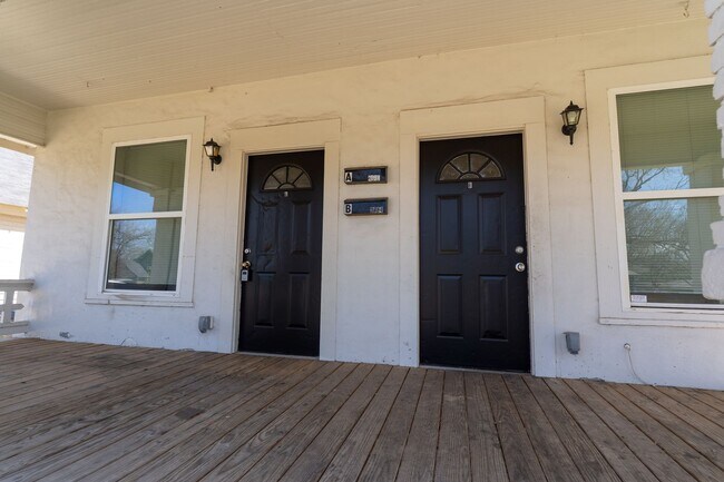 Photo - 2824 Gorman Ave Unidad Apt B