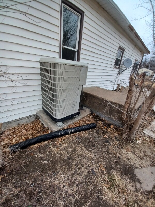 Photo - 403 Eldon St