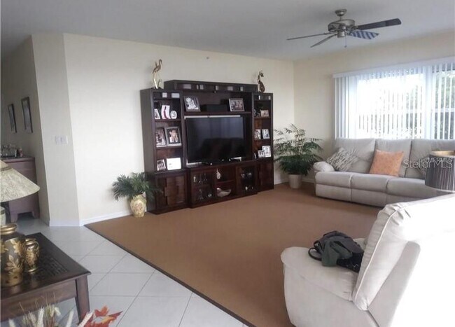 200 Harbor Walk Dr Unit 321