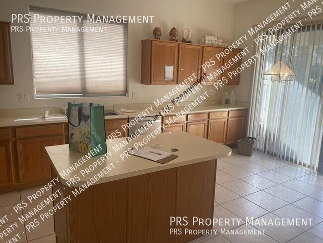 Photo - 2165 W Olive Way