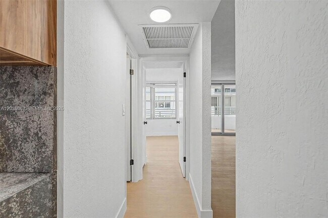 Photo - 5555 Collins Ave Unit 7B