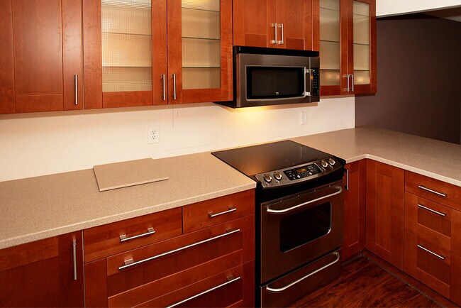 Photo - Large 2br/2ba - All utilities included in rent Unit 113
