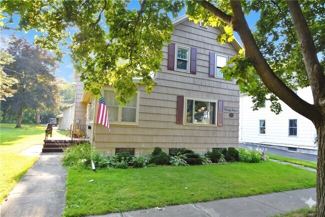 Photo - 27 Boughton Ave