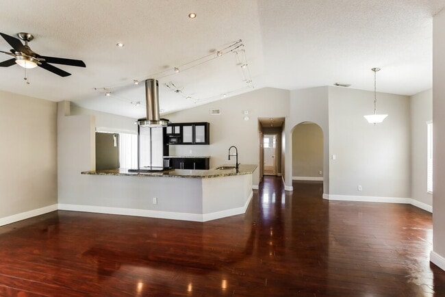 Photo - 210 NW 207th Way