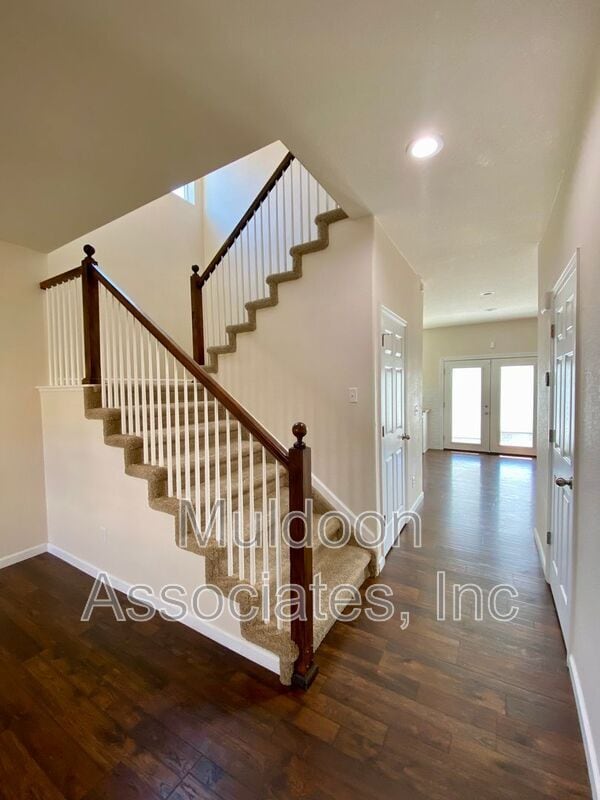 Photo - 7605 Dobbs Dr