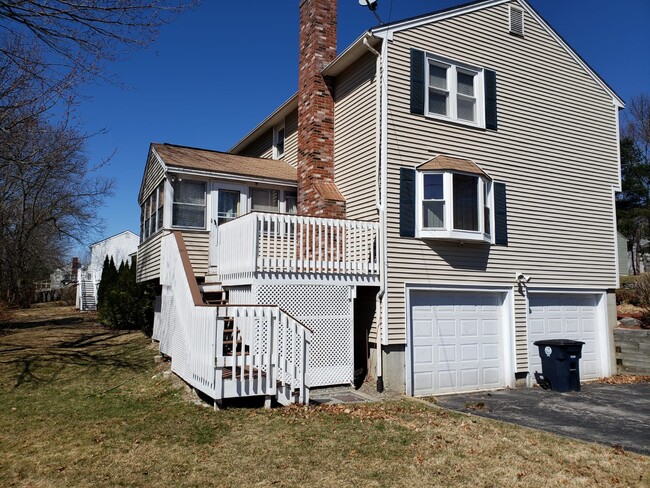 Photo - 51 Macdonald Dr