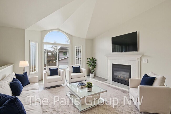 Building Photo - Spectacular Spacious 5BR Home in Sultan * Great Location * New Paint/Flooring/Appliances +++