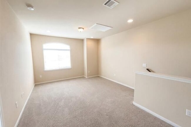 Photo - 2880 Donnell Dr