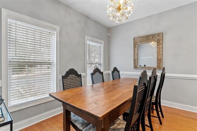 Photo - 1168 Stephens St