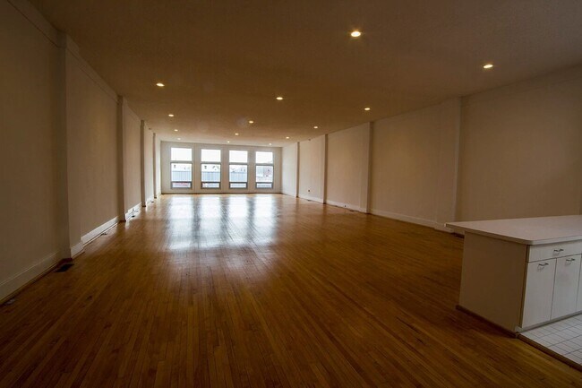 Photo - 9421 Joseph Campau St Unidad 9421-2