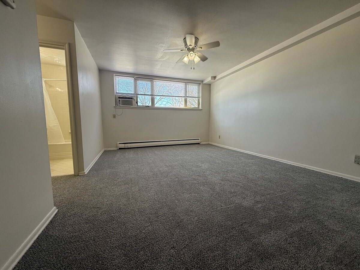 Ford Parkway Apartments - Ford Parkway Apartments