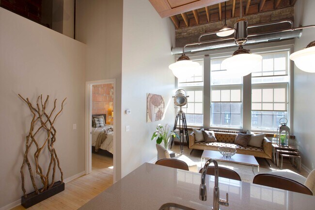 Photo - 11346 Iowa Ave