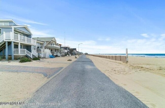 171 Beach Front