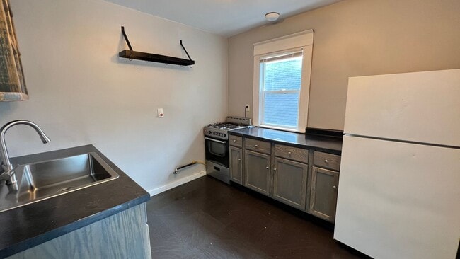 Photo - 1831 Francis Ave SE Unidad Apt 2