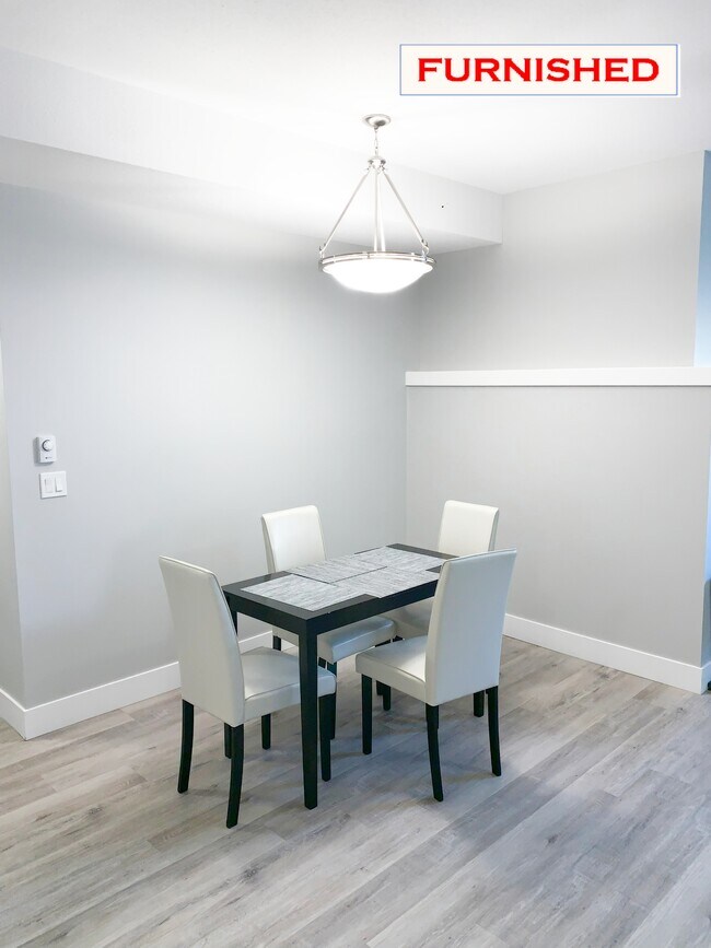 Photo - 8324-B-8388 88 Ave