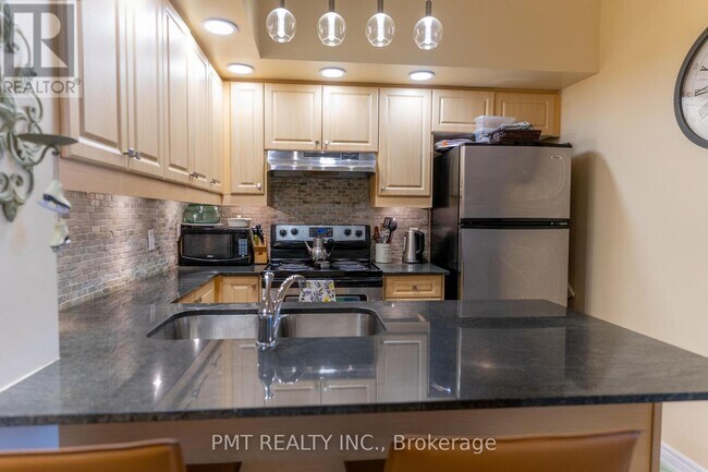 Photo - 60 Fairfax Crescent Unit 111