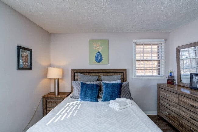 Photo - 2412 Vaulx Ln Unit ID1051734P