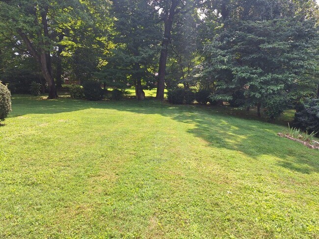 Photo - 6826 Dorchester Dr NW