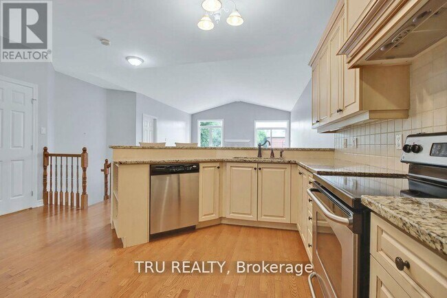 Photo - 108 Villageview Private