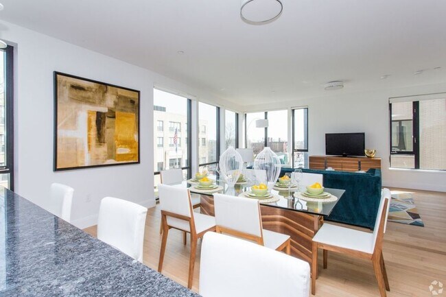 Photo - 1460 Tremont St Unit 2