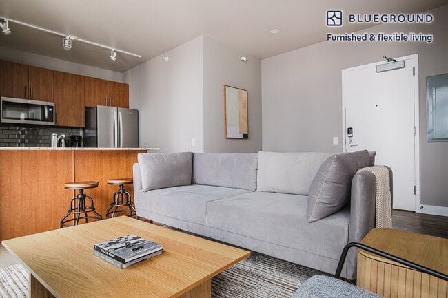 Photo - 505 N State St Unidad FL33-ID1141