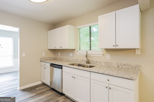 Photo - 299 Park Ridge Ct