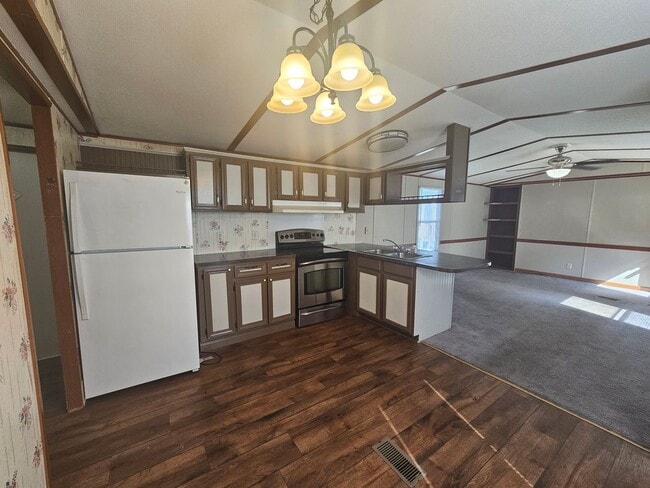 Photo - New Lisiting!!