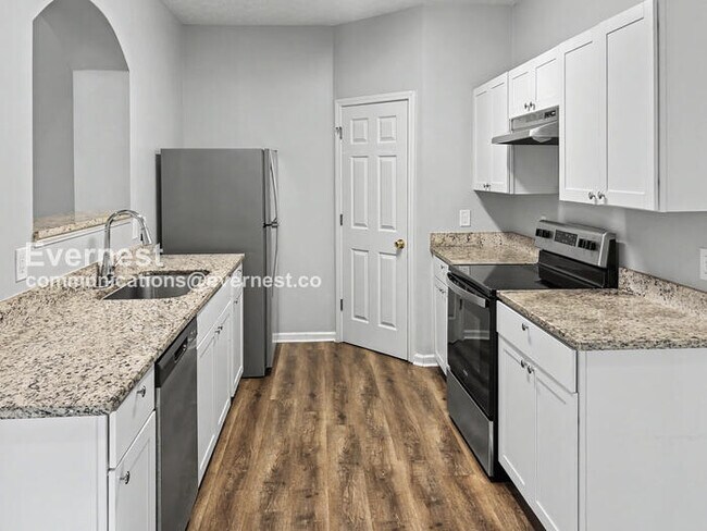 Photo - 4095 Robin Cir