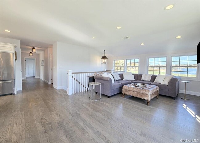 Photo - 81 Old Field Rd