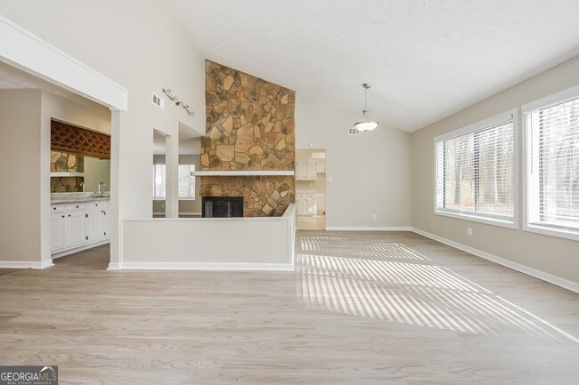 Photo - 749 Post Rd Ln