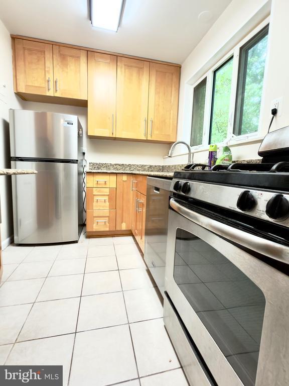 Photo - 10311 Montrose Ave Unit 202